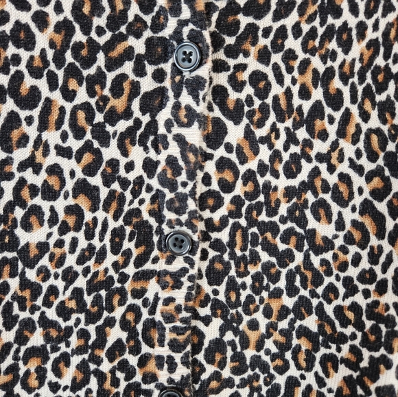 By Design Womens Leopard Print Button Front Cardigan Sz M Super Soft Casual - Picture 9 of 9